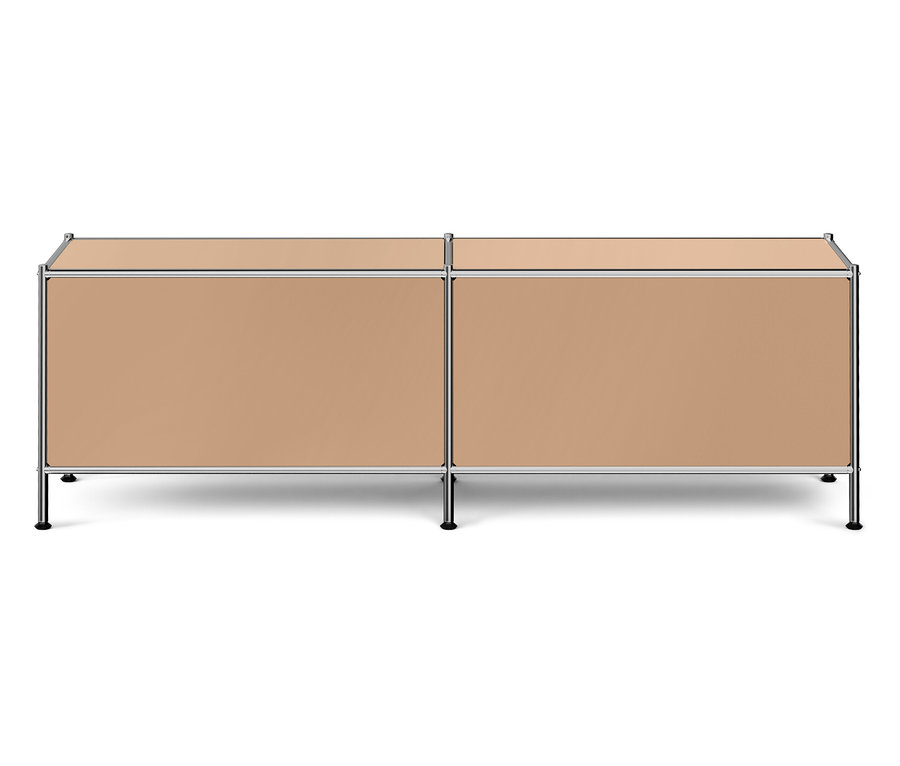 Dwie beżowe szafki z metalową ramą.