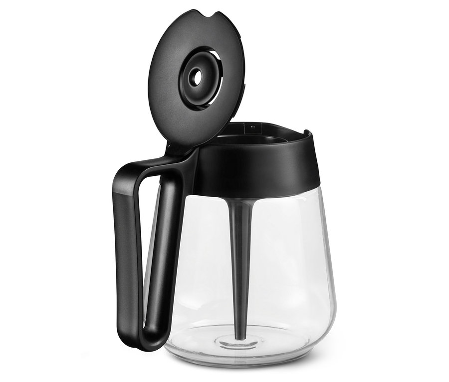 Szczegółowy widok czarnego ekspresu przelewowego »Let's Brew« z otwartą pokrywką.