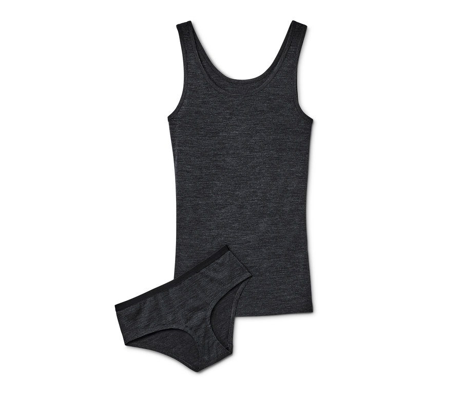 Ciemnoszara bielizna z wełny z certyfikatem RWS, podkoszulek i majtki, leżą na białym tle.