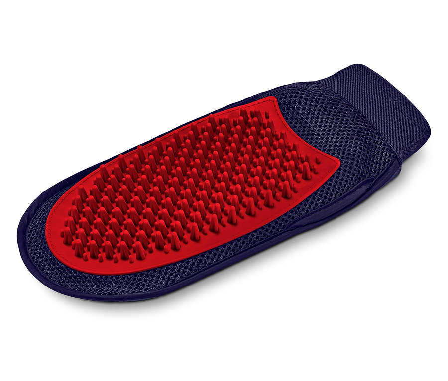 Niebieska szczotka dla zwierząt z czerwonym włosiem.