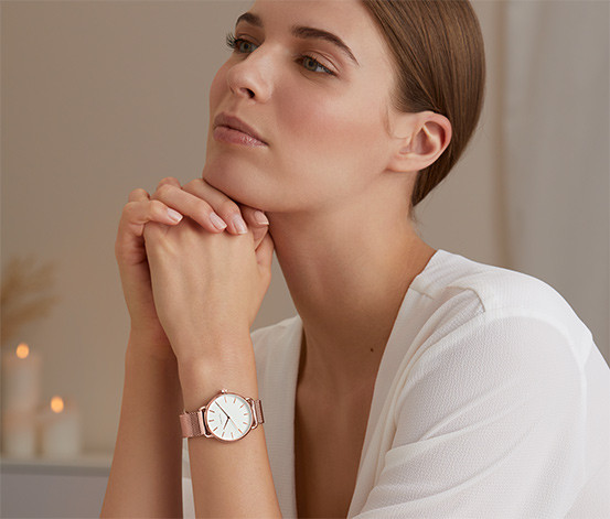 Zegarek damski ze stali nierdzewnej z powłoką PVD, z bransoletką Milanese, w kolorze różowego złota
