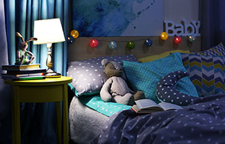 Lampy, dekoracje i tekstylia do Twojej sypialni